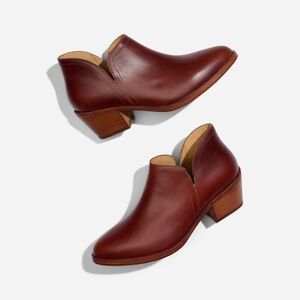 NWT Nisolo Mia Everyday Ankle Bootie in Auburn Leather Size 10